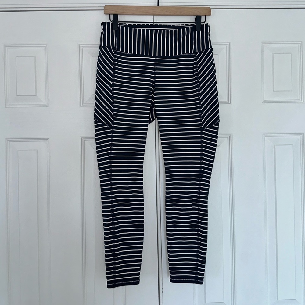 Athleta 7/8 length striped leggings